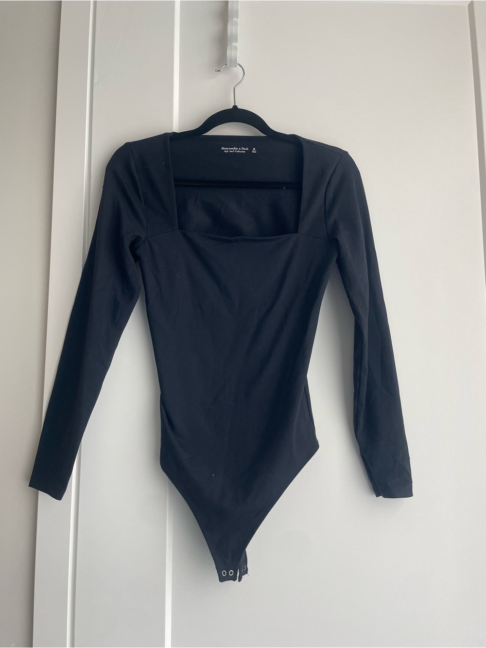 Abercrombie & Fitch Black Long-Sleeve Square-Neck Bodysuit